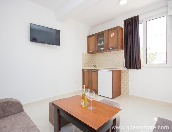 Apartmani Kod Kurta-13